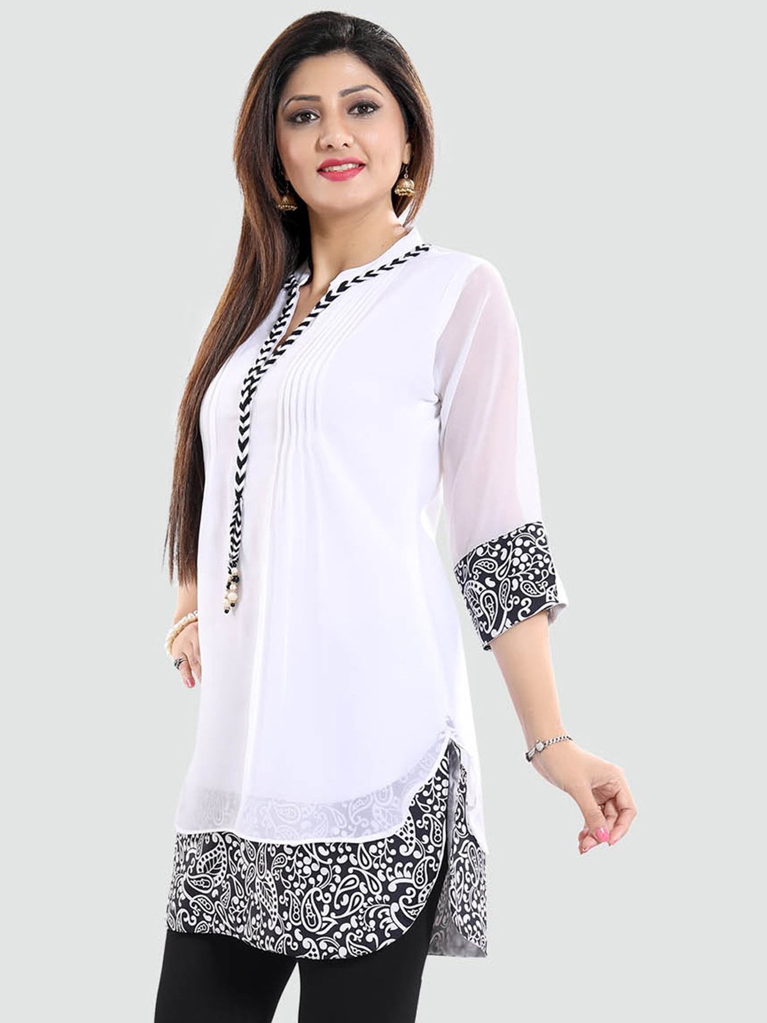 Saree Swarg White Embellished Tunic