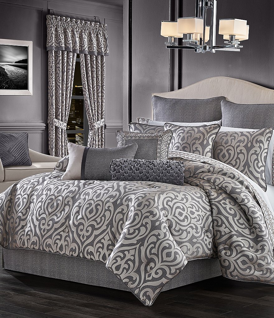 Charisma Belaire Comforter Set