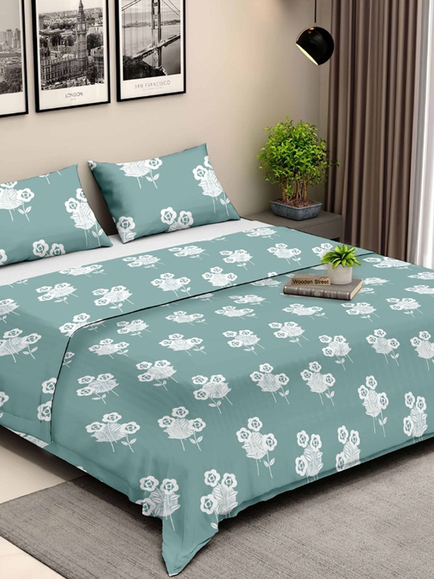 Ariana Rome Floral Aqua 210 TC Cotton Super king Bedsheet with 2 Pillow Covers