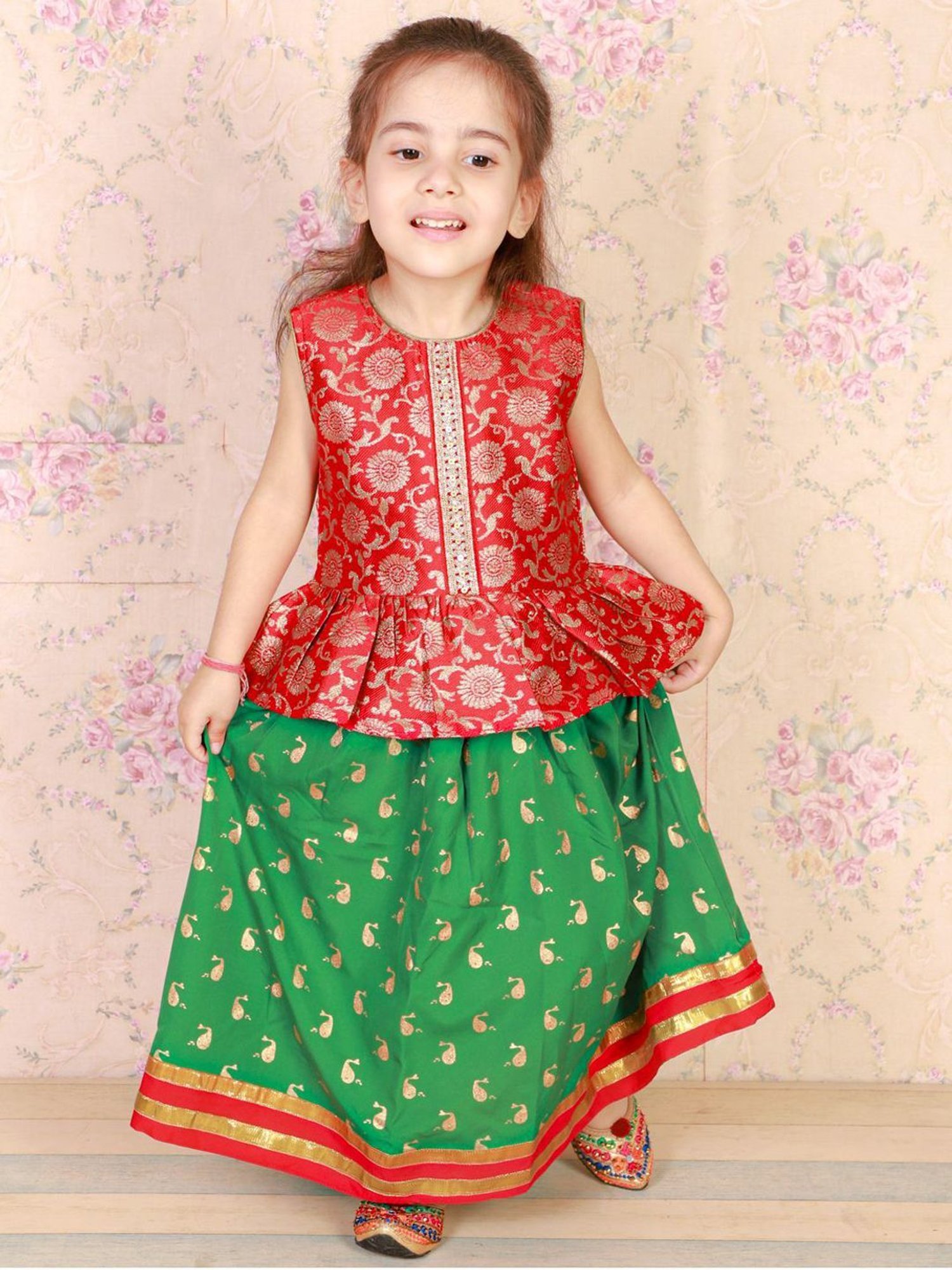 TWISHA Kids Red & Green Floral Print Top Set