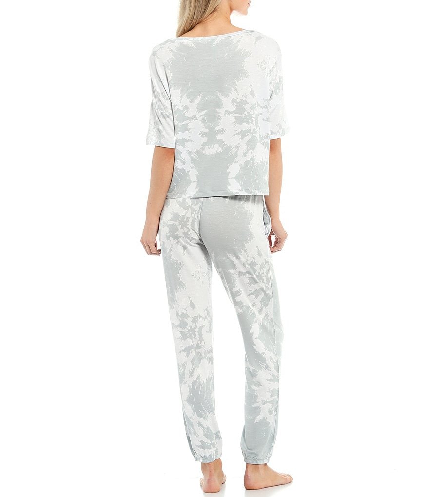 Cabernet Paisley Printed Woven Coordinating Pajama Set