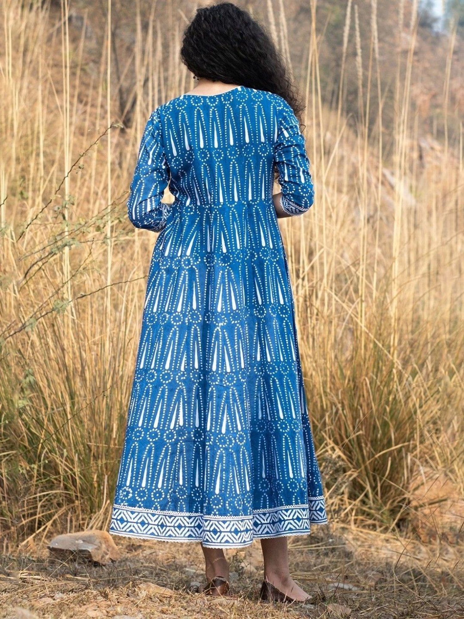 Akiso Neela Indigo Block Printed Anarkali Kurta With Border And Lace Details