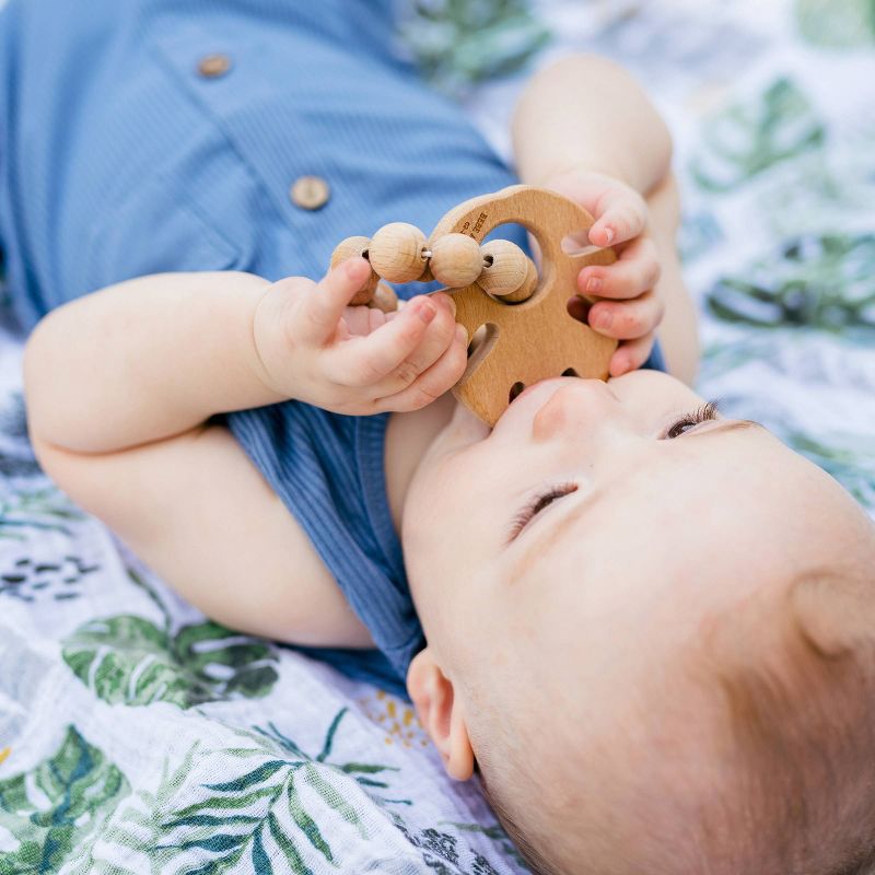 Bebe au Lait Wooden Teethers - Tropical Leaf