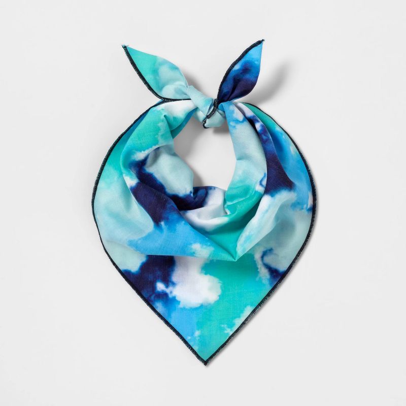 QALO Dog and Cat Tile Enabled Traq - Pink