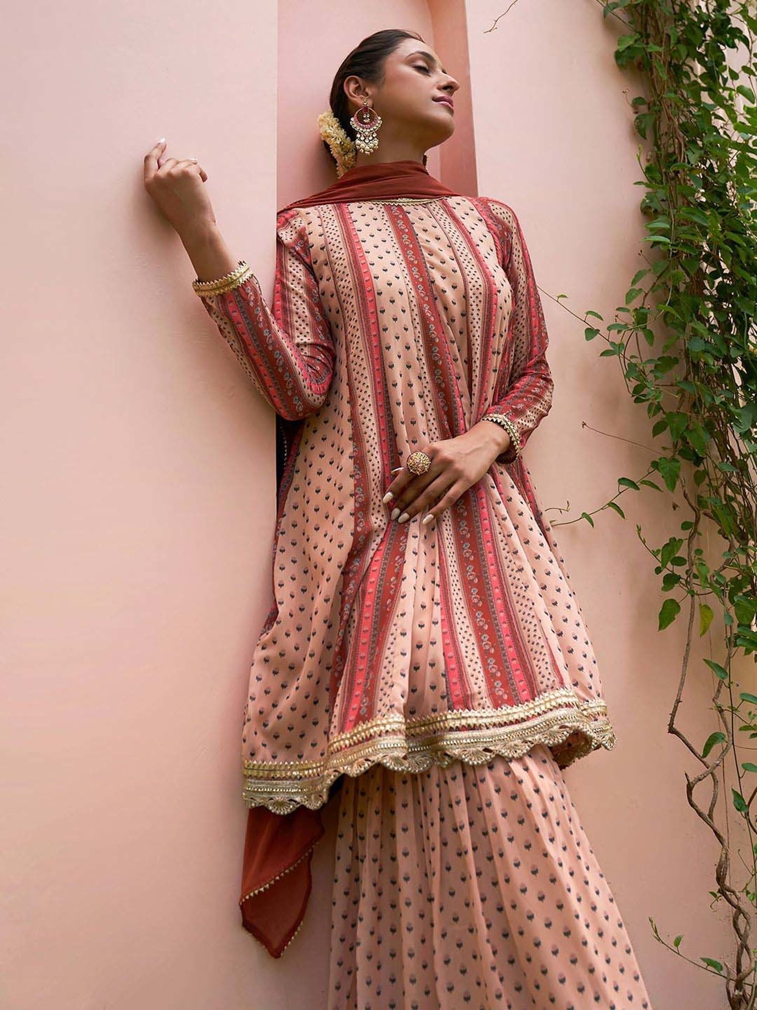 Janasya Peach Printed Kurti Sharara Set With Dupatta