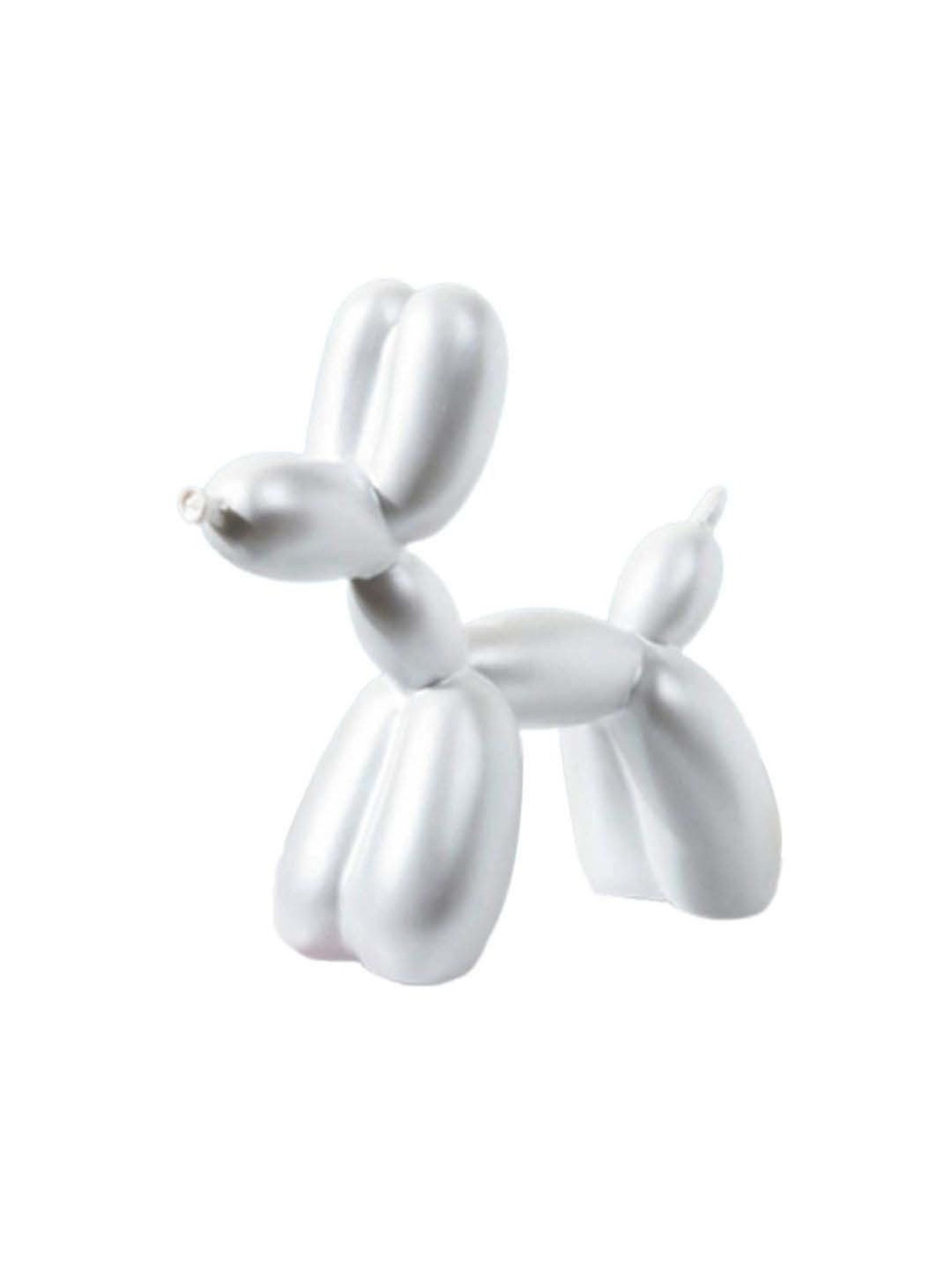 Nestasia Artisanal Resin Made Shining White Twisted Balloon Art Dog Sculpture For Home Decoration