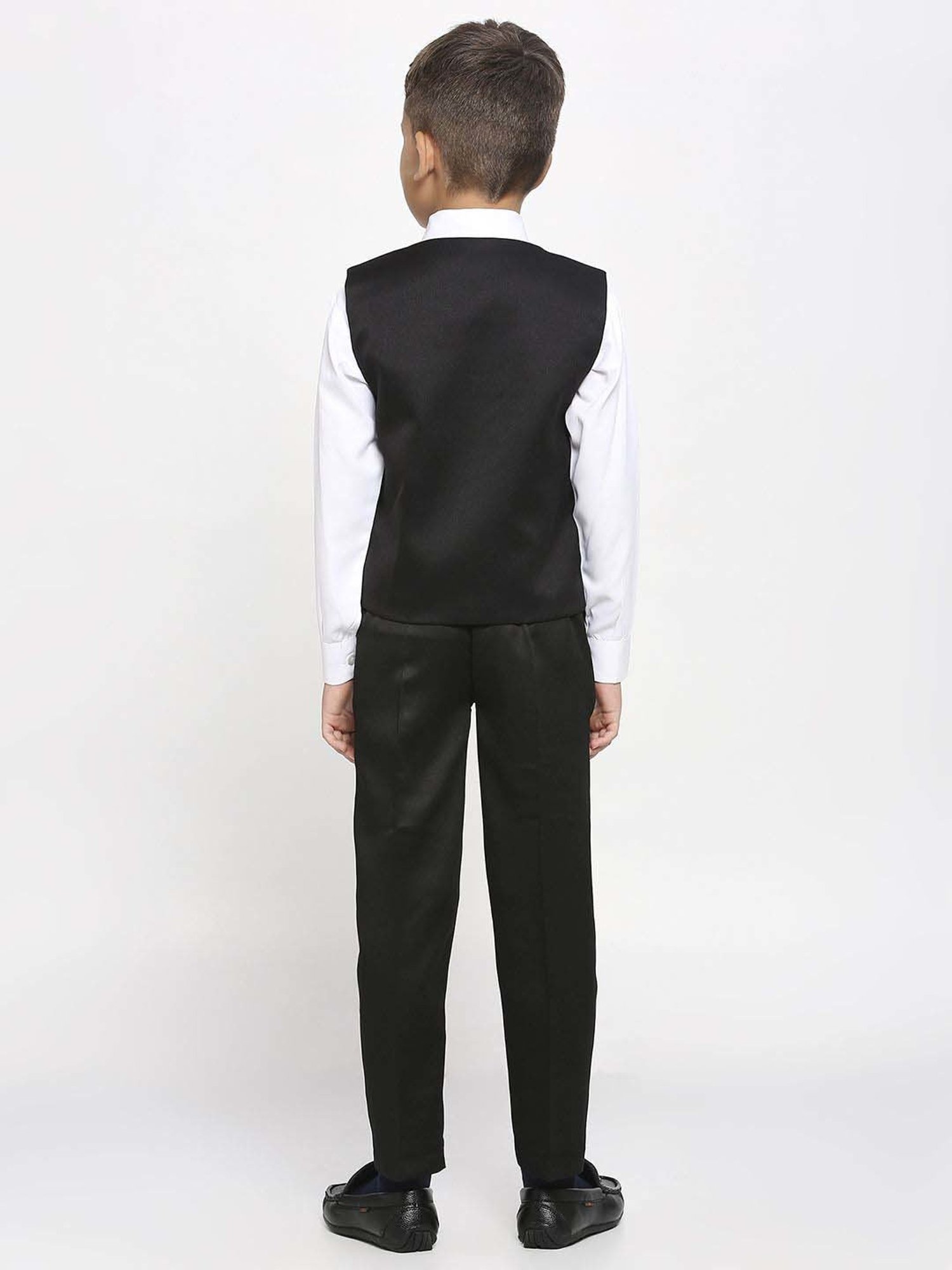 Kids Island Boys Black & White Printed Full Sleeves Suit Set