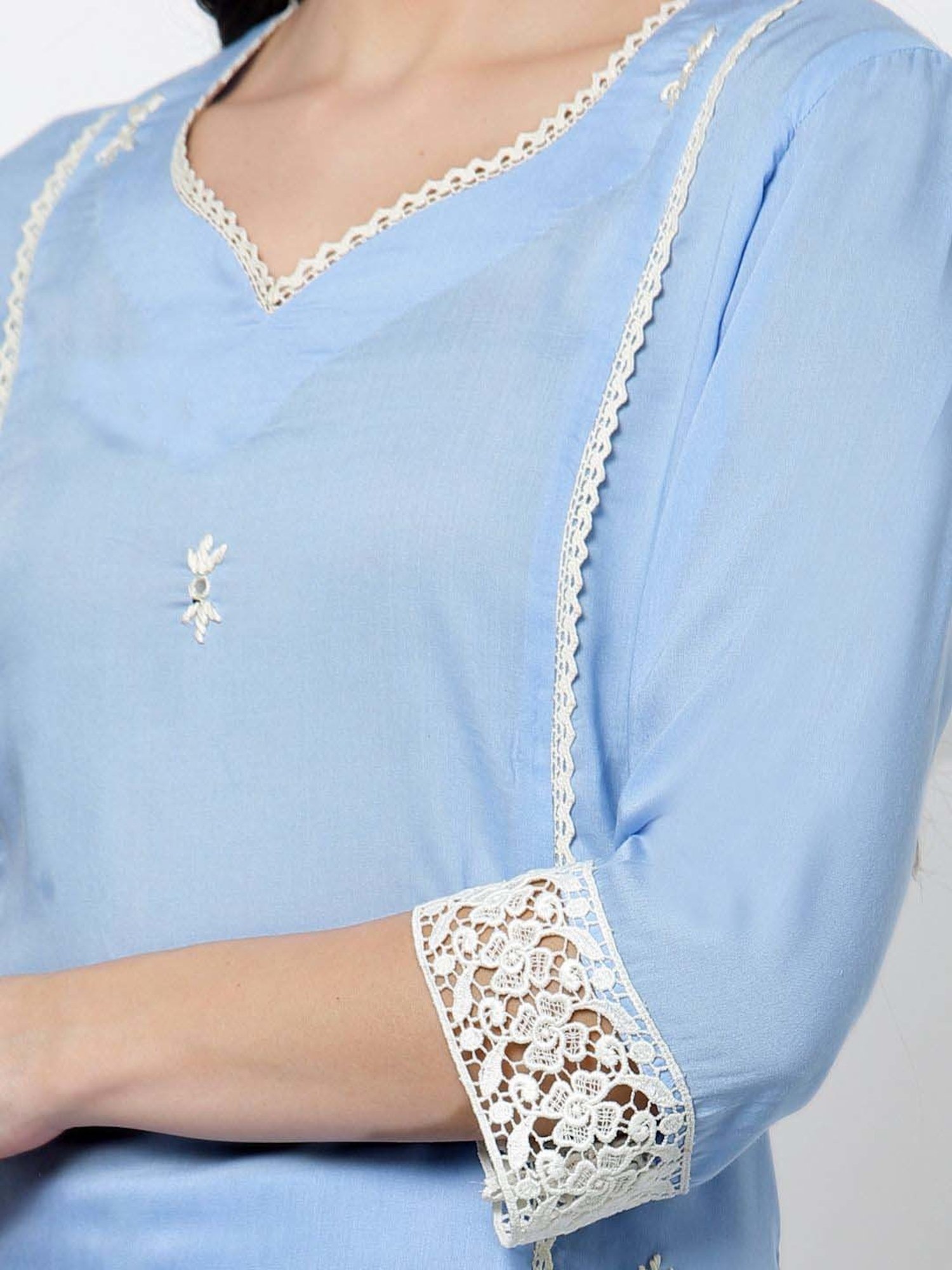 DART STUDIO Blue Embroidered Straight Kurta