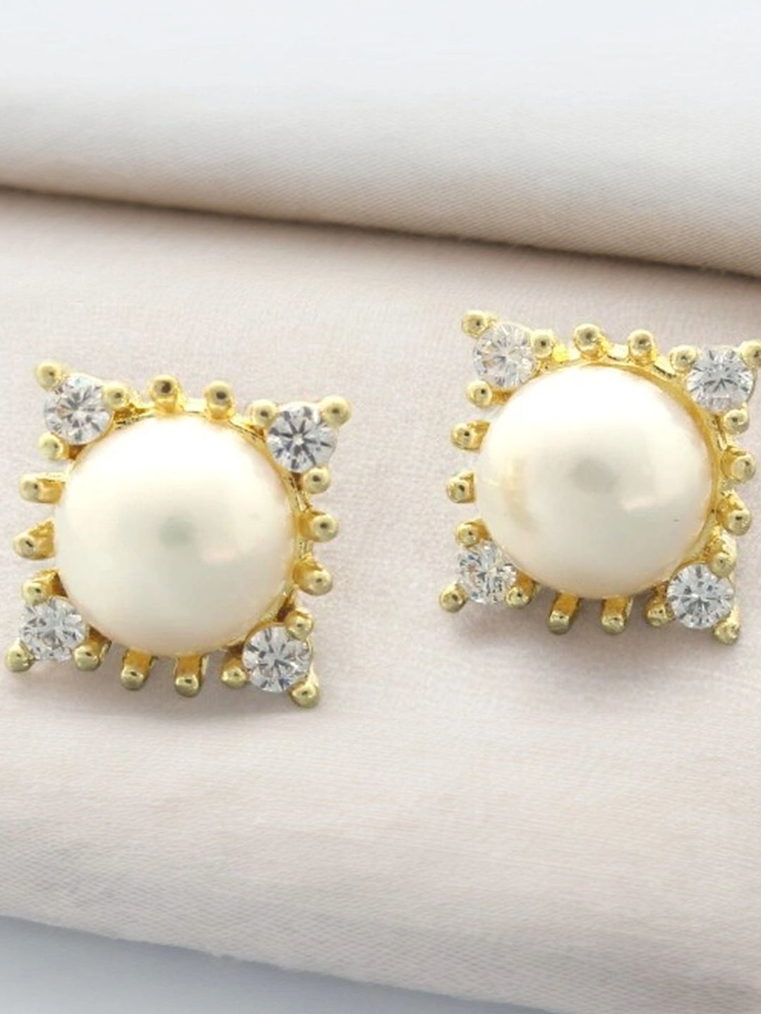 Sri Jagdamba Pearls Jaanvi Pearl Earrings