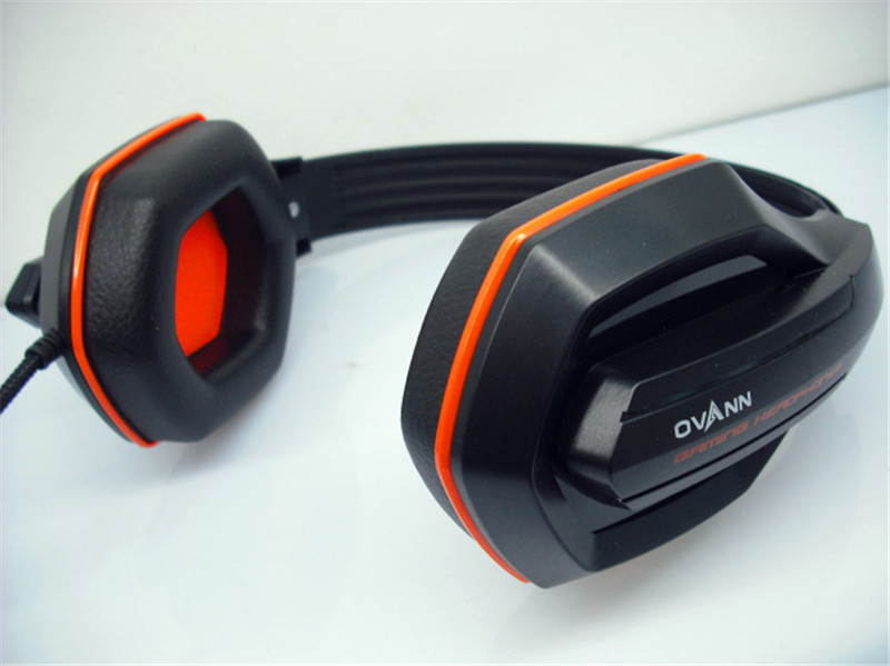 Professional Super Bass Over-ear Gaming Headset with Microphone Game Stereo Headphones for Gamer PC Computer