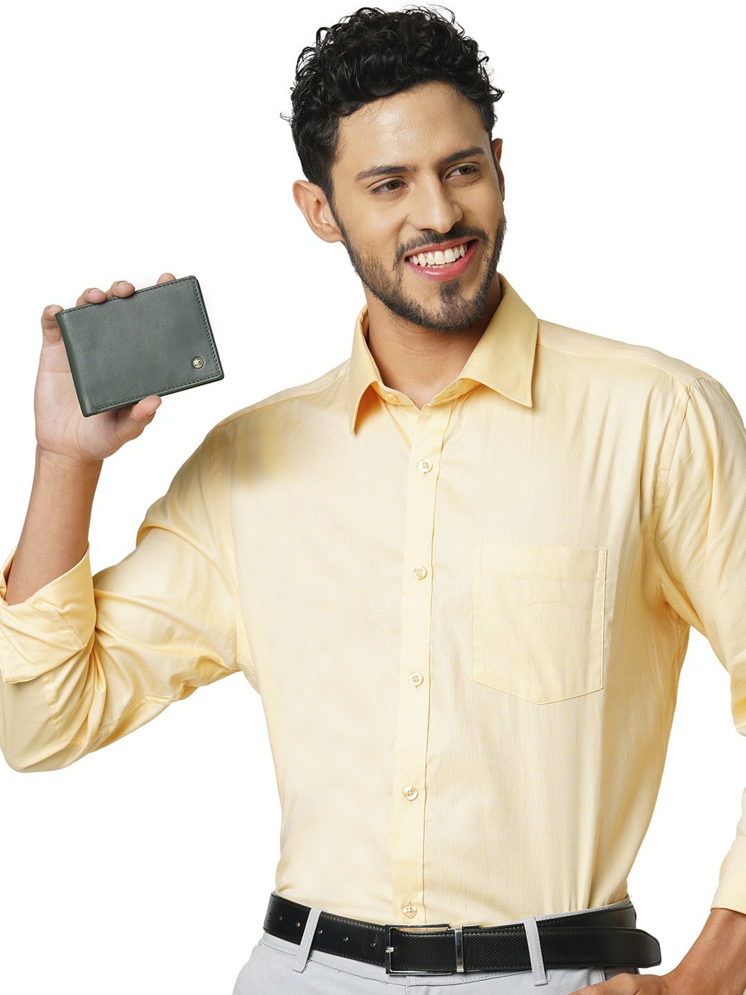 PERQUISITE Green Casual Leather Bi-Fold Wallet for men