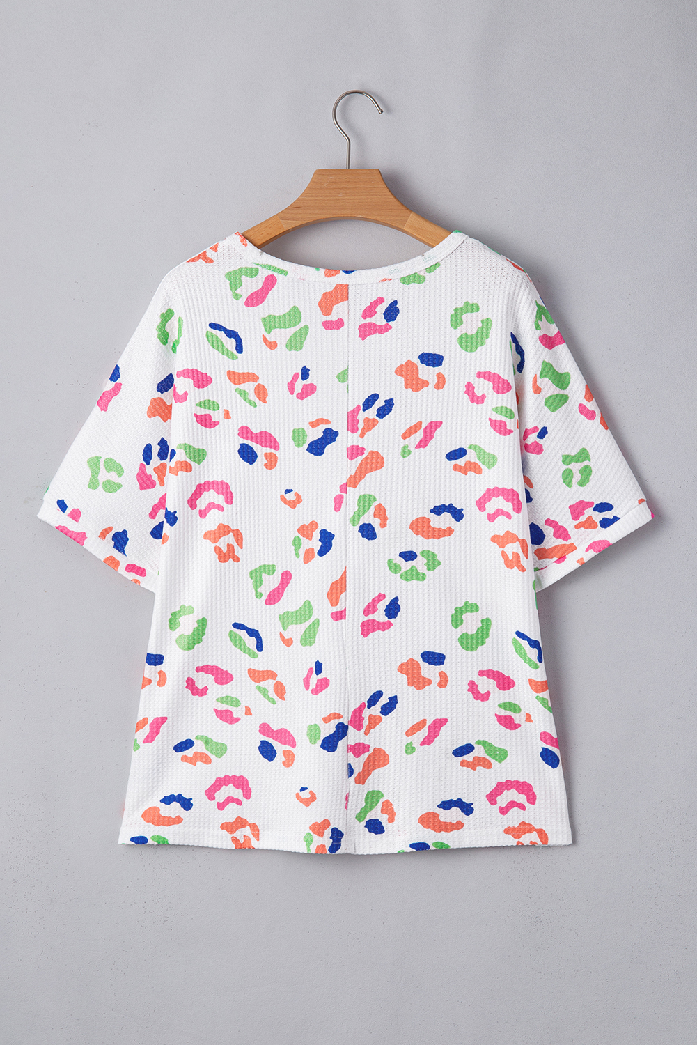 Rose Leopard Print V Neck Plus Size Tee