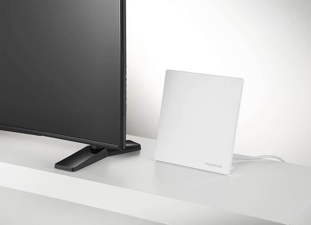 Insignia - Multidirectional HDTV Antenna - White