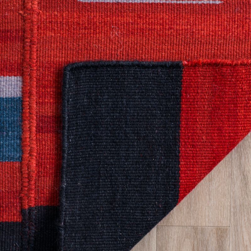 Kilim Rug - Red - (4'x6') - Safavieh