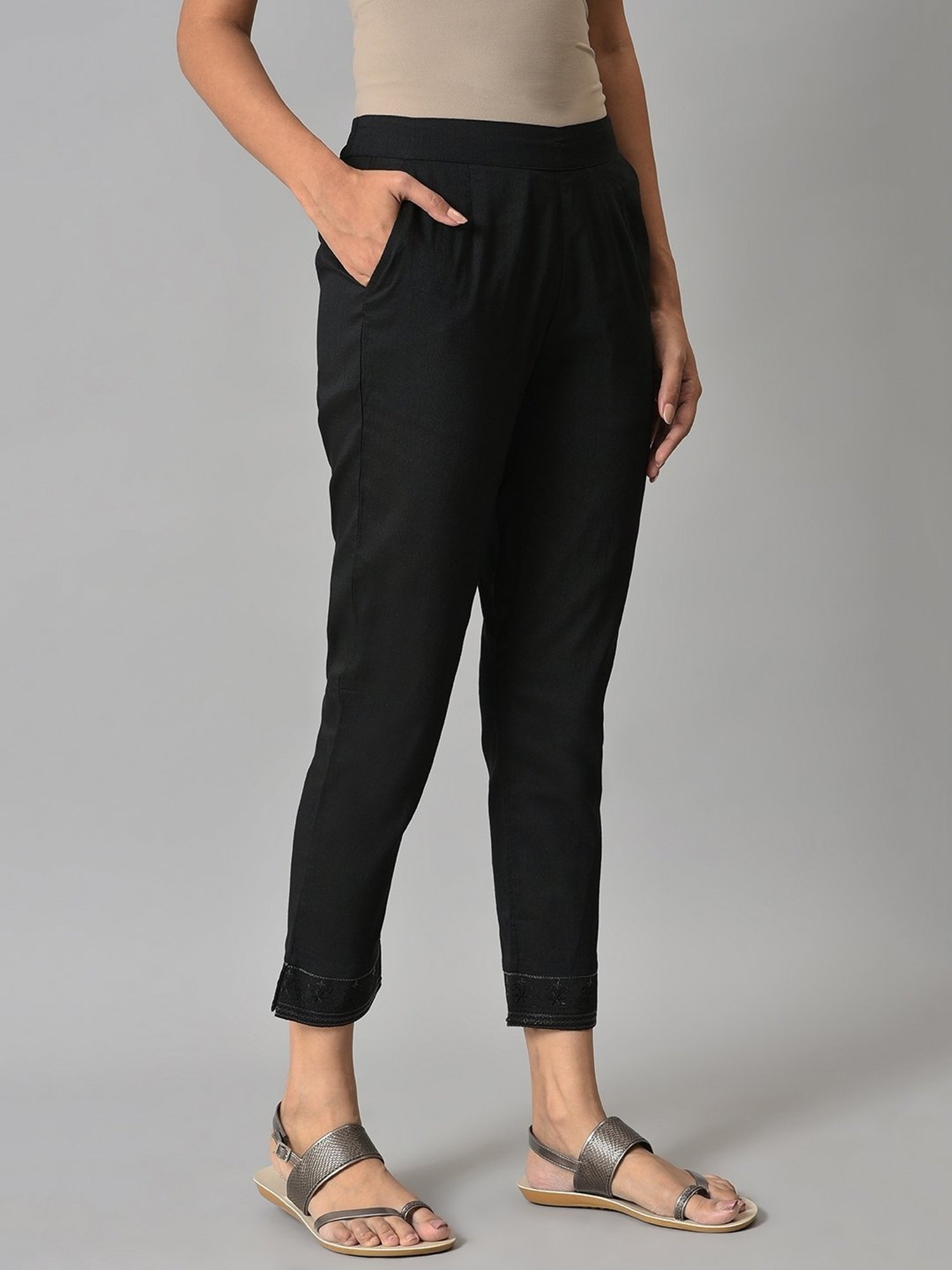 Elleven from Aurelia Black Regular Fit Pants