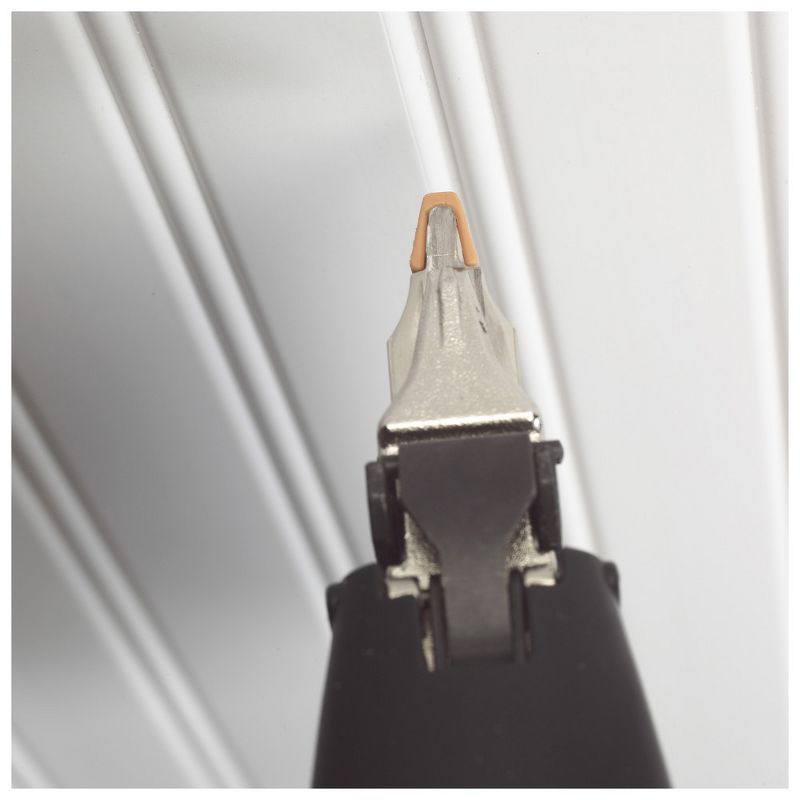 Bostitch BTFP12233-R Smart Point 18-Gauge Brad Nailer Kit