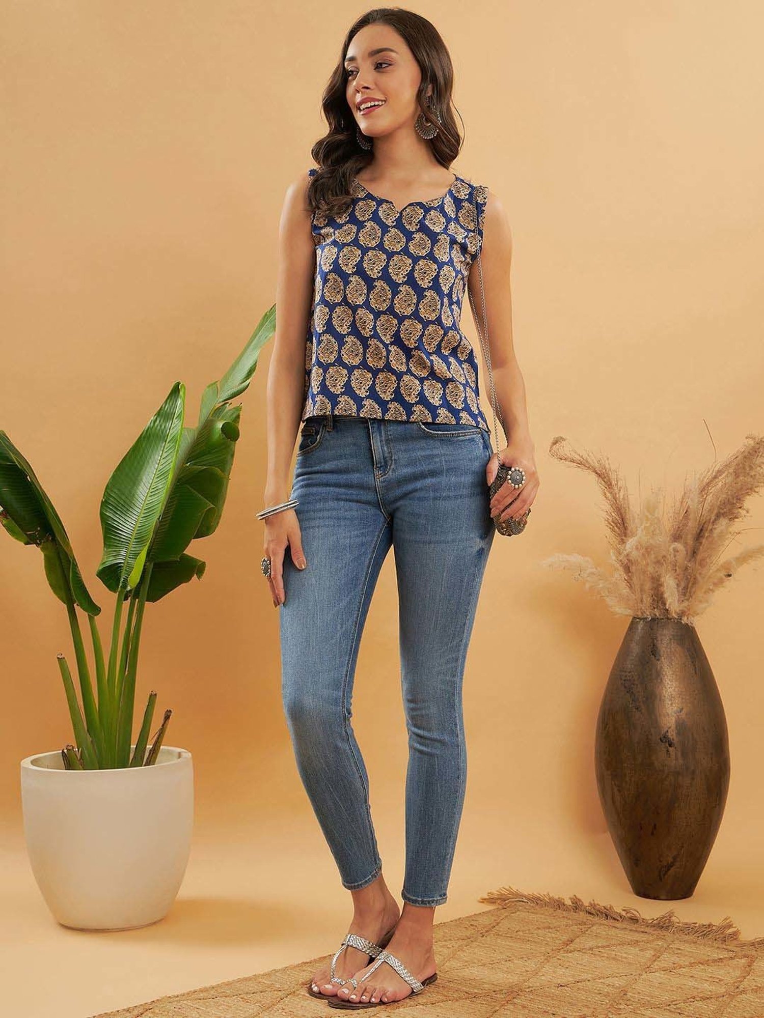 Inweave Blue & Beige Printed Top