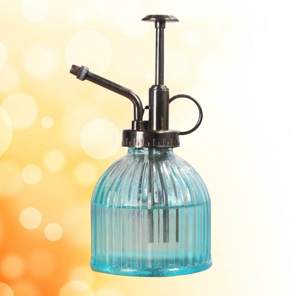 Retro Colored Glass Watering Pot Antique Plastic Bronze Style Sprayer Crafts Can Bottle for Home Hotel Garden (Transparent)