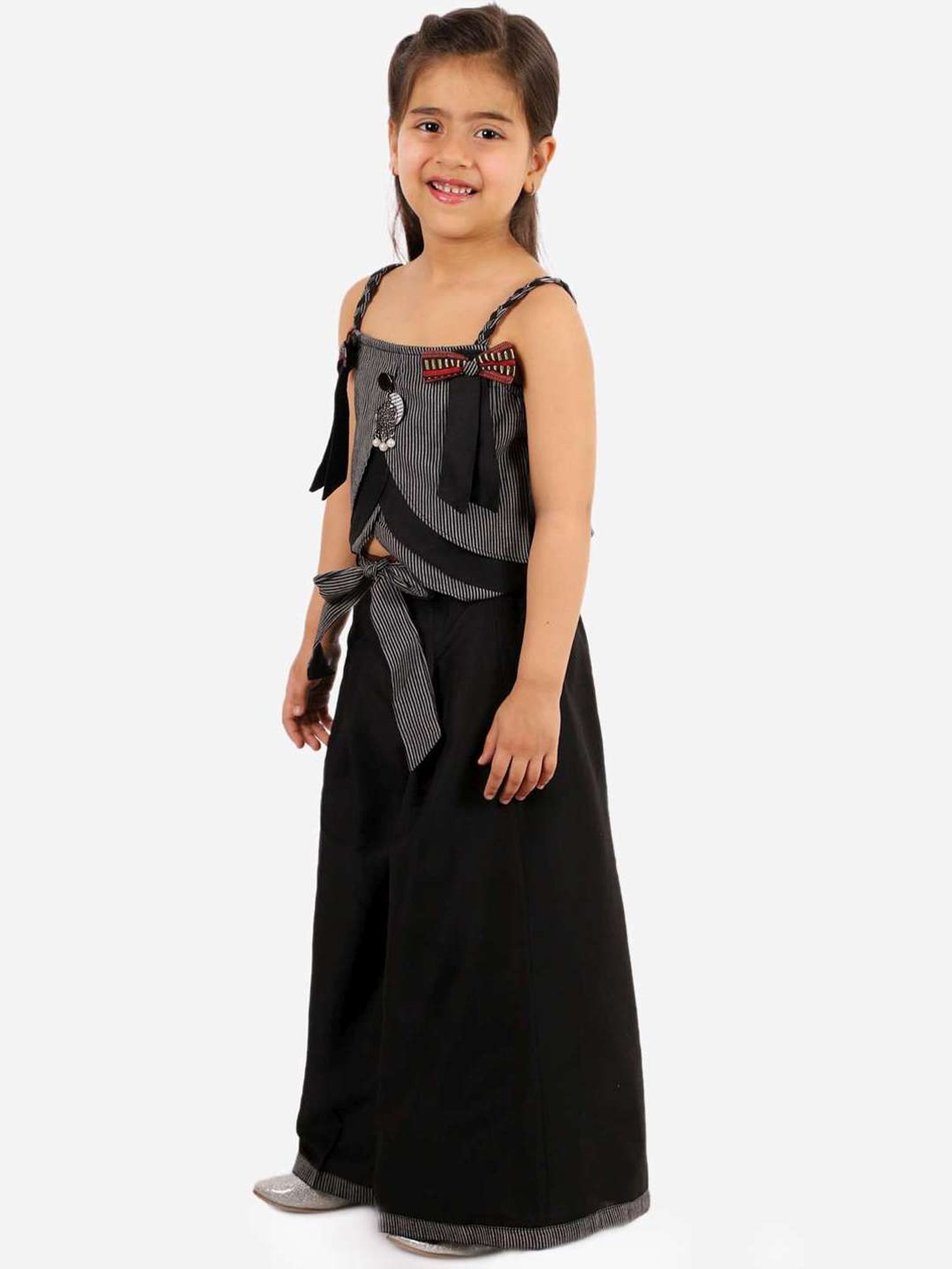 TWISHA Kids Black Embellished Top Set