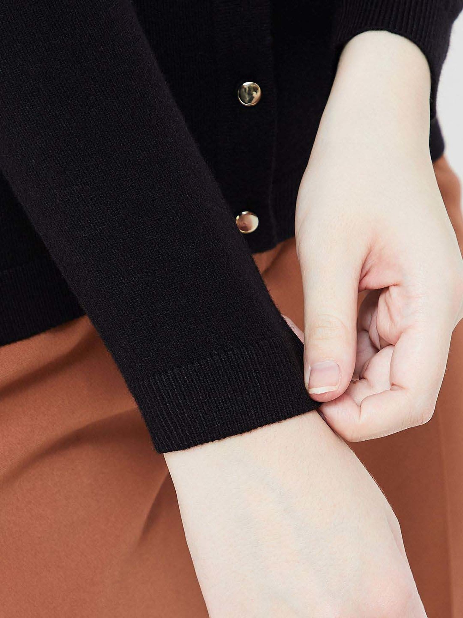 Code by Lifestyle Black Plain Cardigan