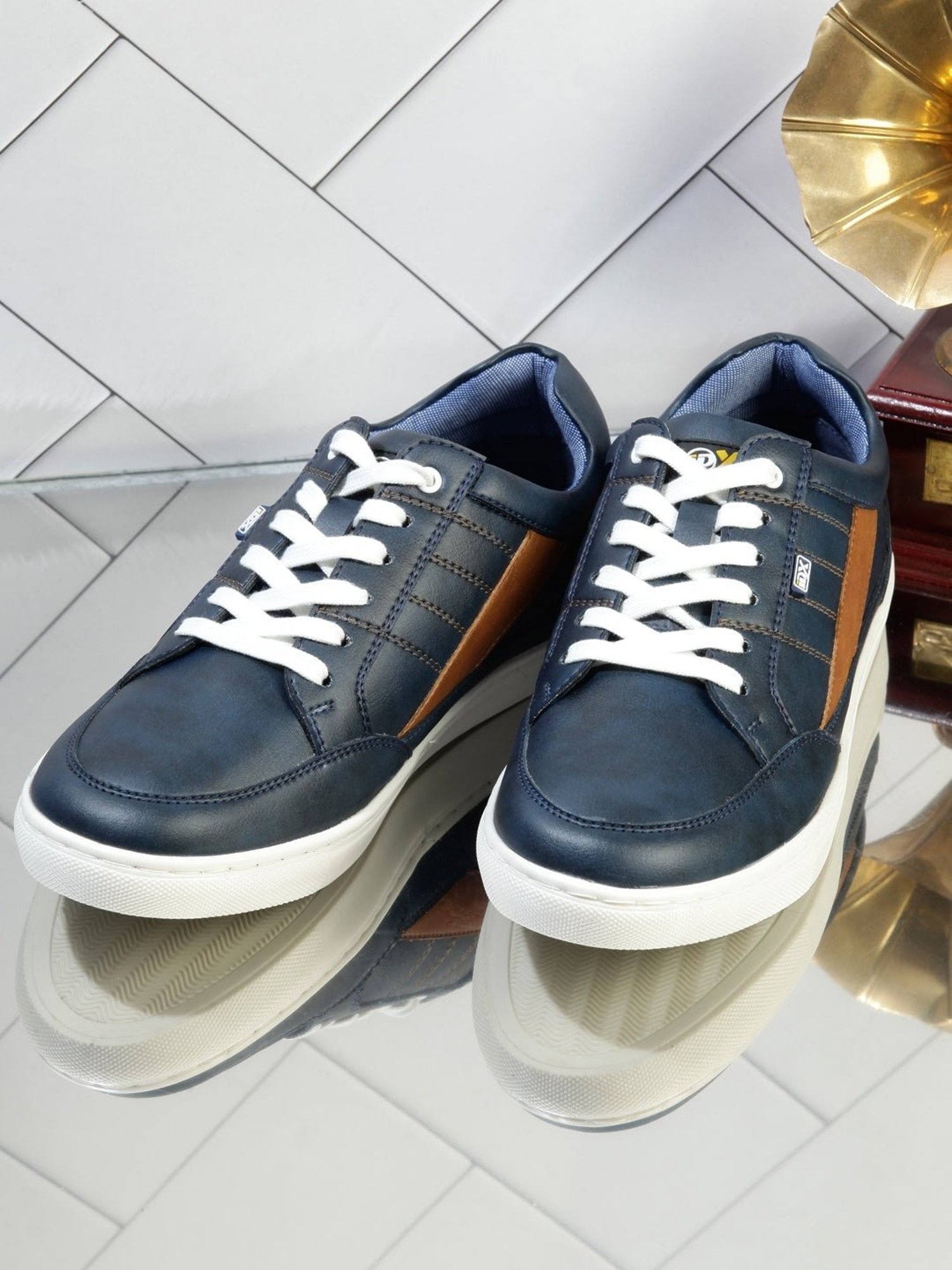 ID Men's Navy Casual Sneakers