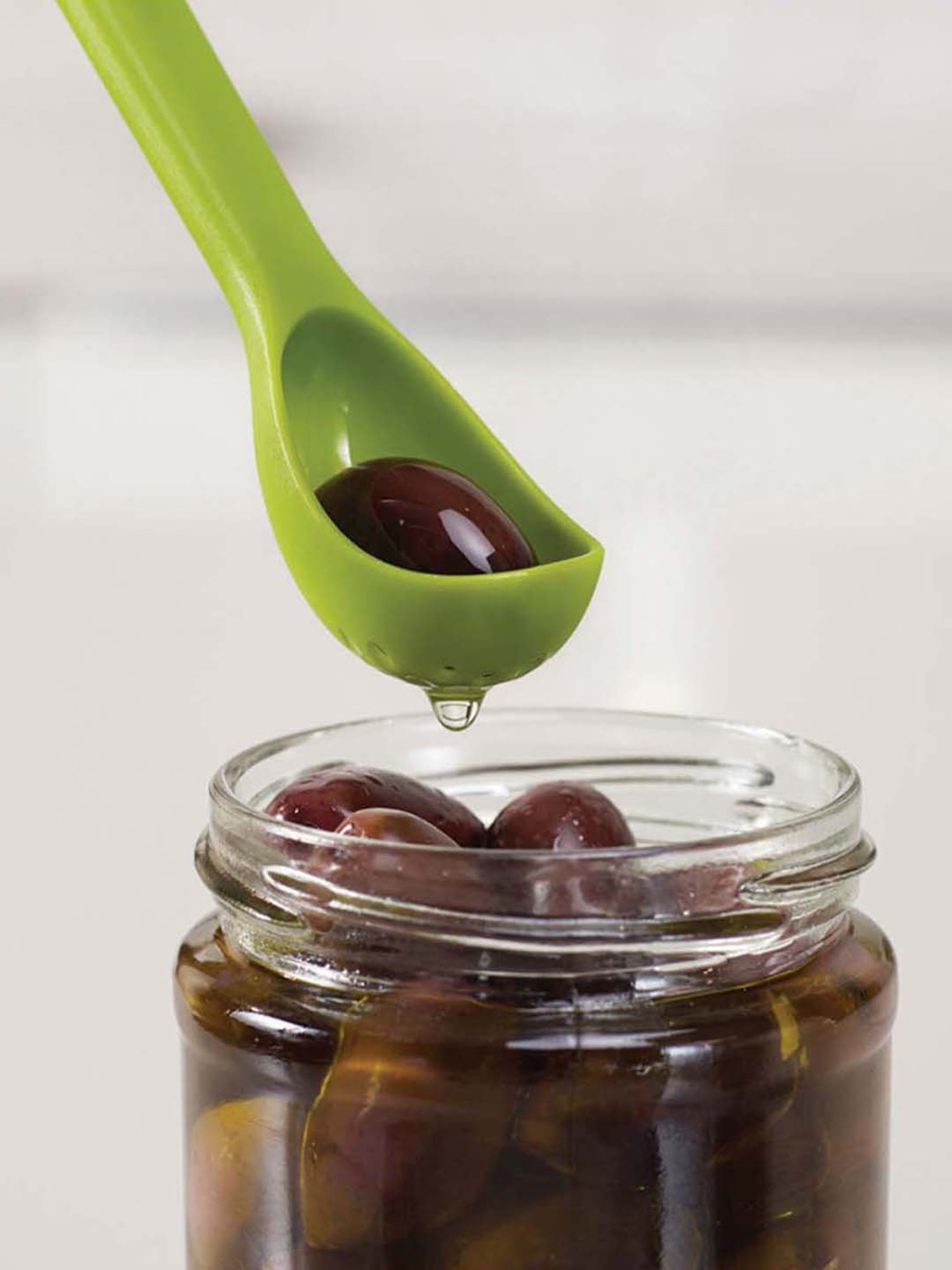 JOSEPH JOSEPH Green Steel 20 cm Long-Handled Slotted Spoon - Set of 1