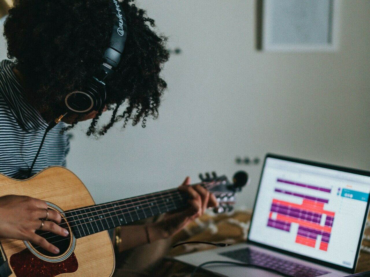 3-Pin XLR Male to Right Angle 1/4" TRS Balanced Stereo Cable Custom Length Color