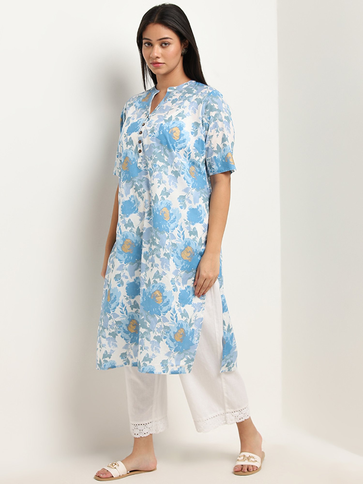 Diza by Westside Blue Floral Printed Straight Cotton Kurta