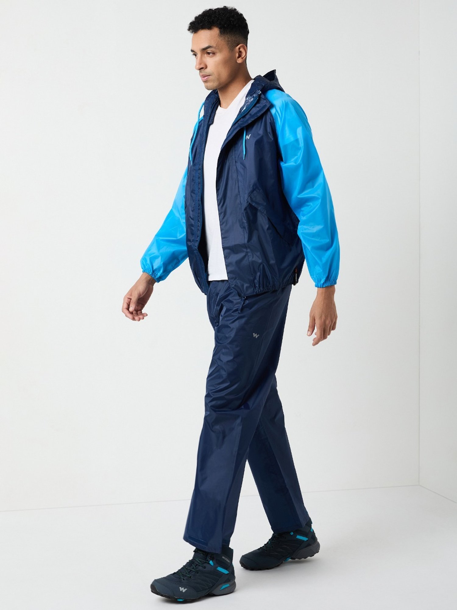 Wildcraft Navy Blue Regular Fit Colour Block Raincoat Set