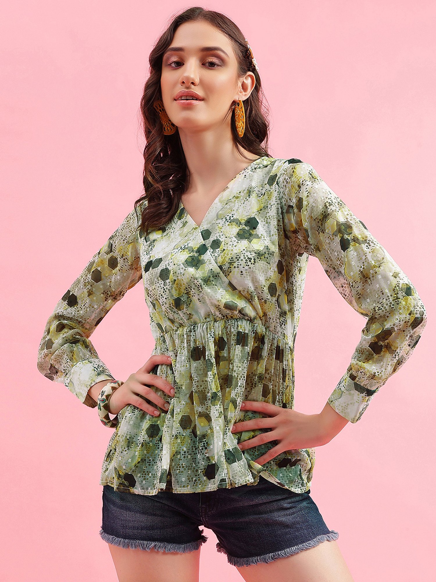 SELVIA Green Floral Print Peplum Top