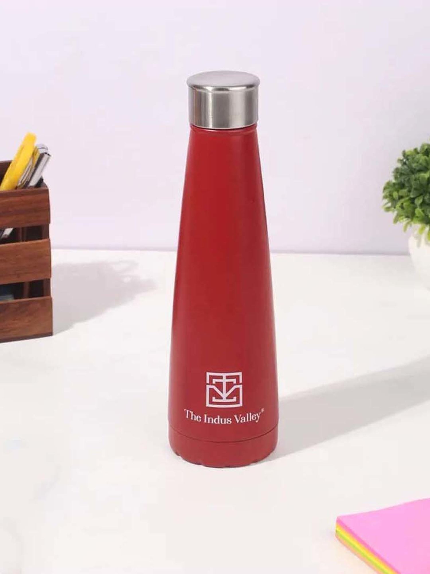The Indus Valley Red Stainless Steel Pro-Hydro Vacuum Insulated Narrow Mouth Bottle (0.5 L)