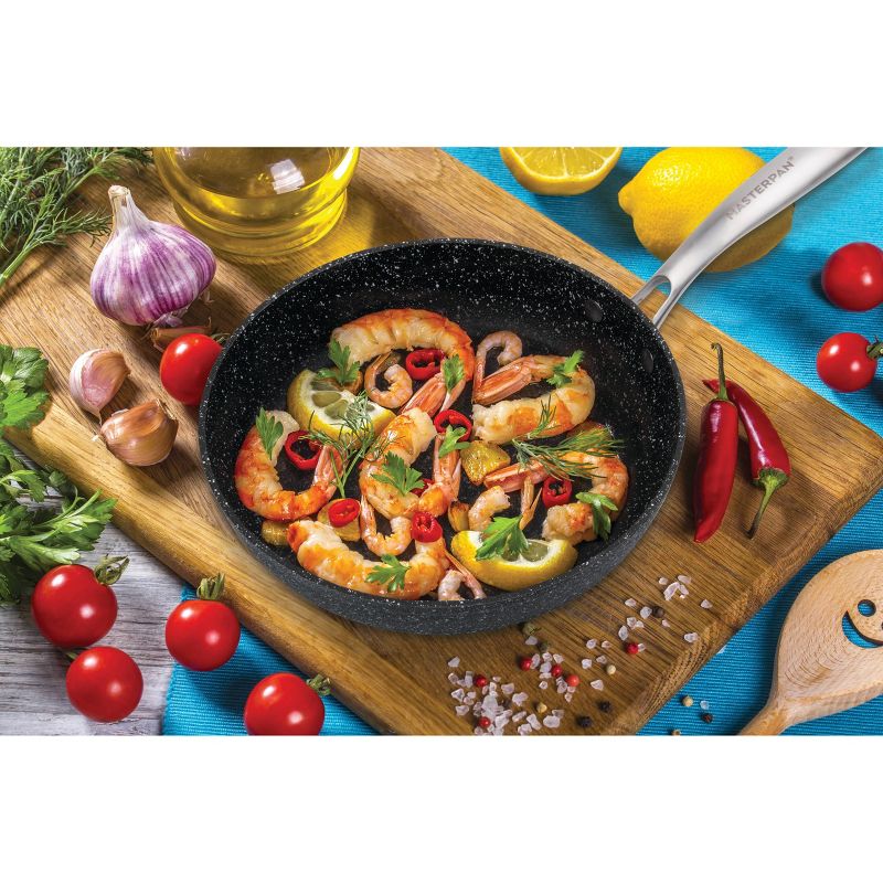 MasterPan 9.5" Ultra Non-Stick Cast Aluminum Fry Pan and Skillet Black