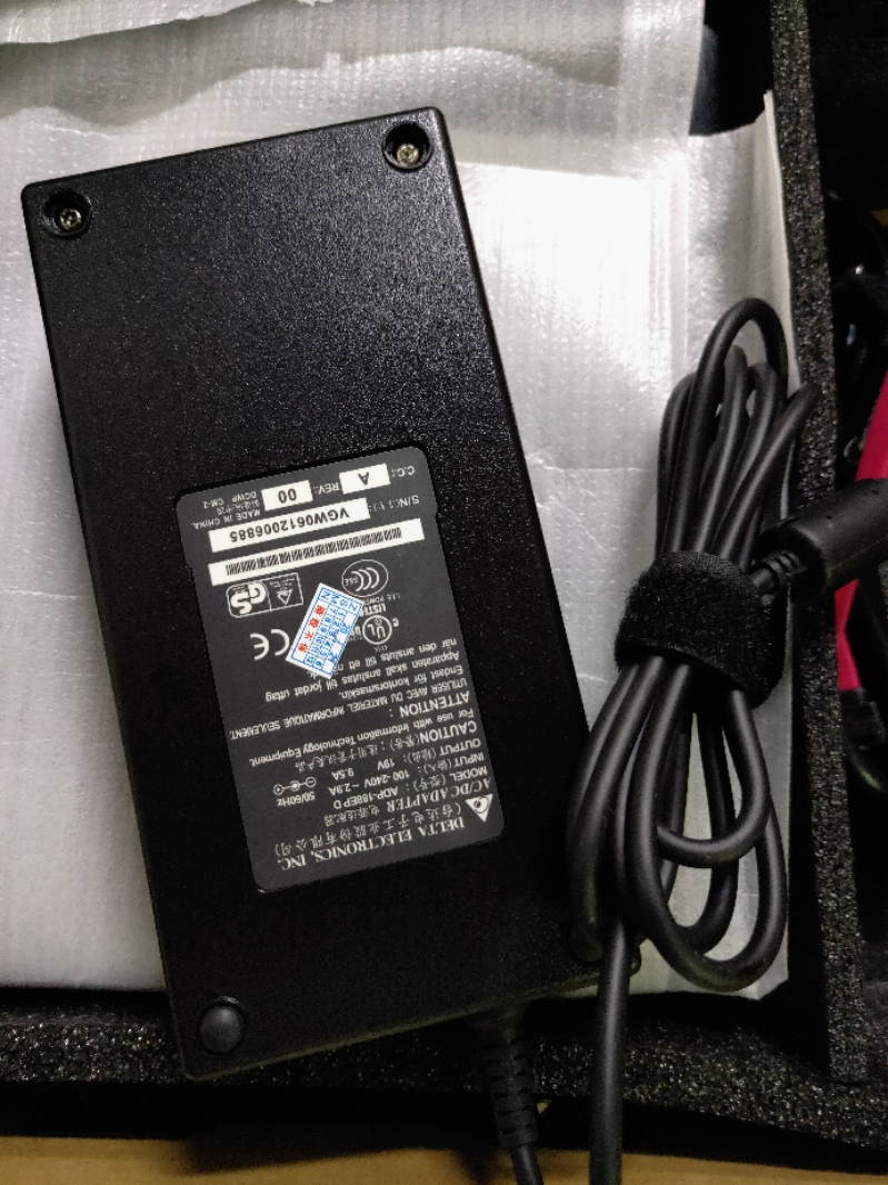 Gaming Mini PC Intel i7-7820HQ MSI GTX 1650 GDDR5 4GB Win10 4K HDMI2.0 DP DVI  WiFi6 Silver case