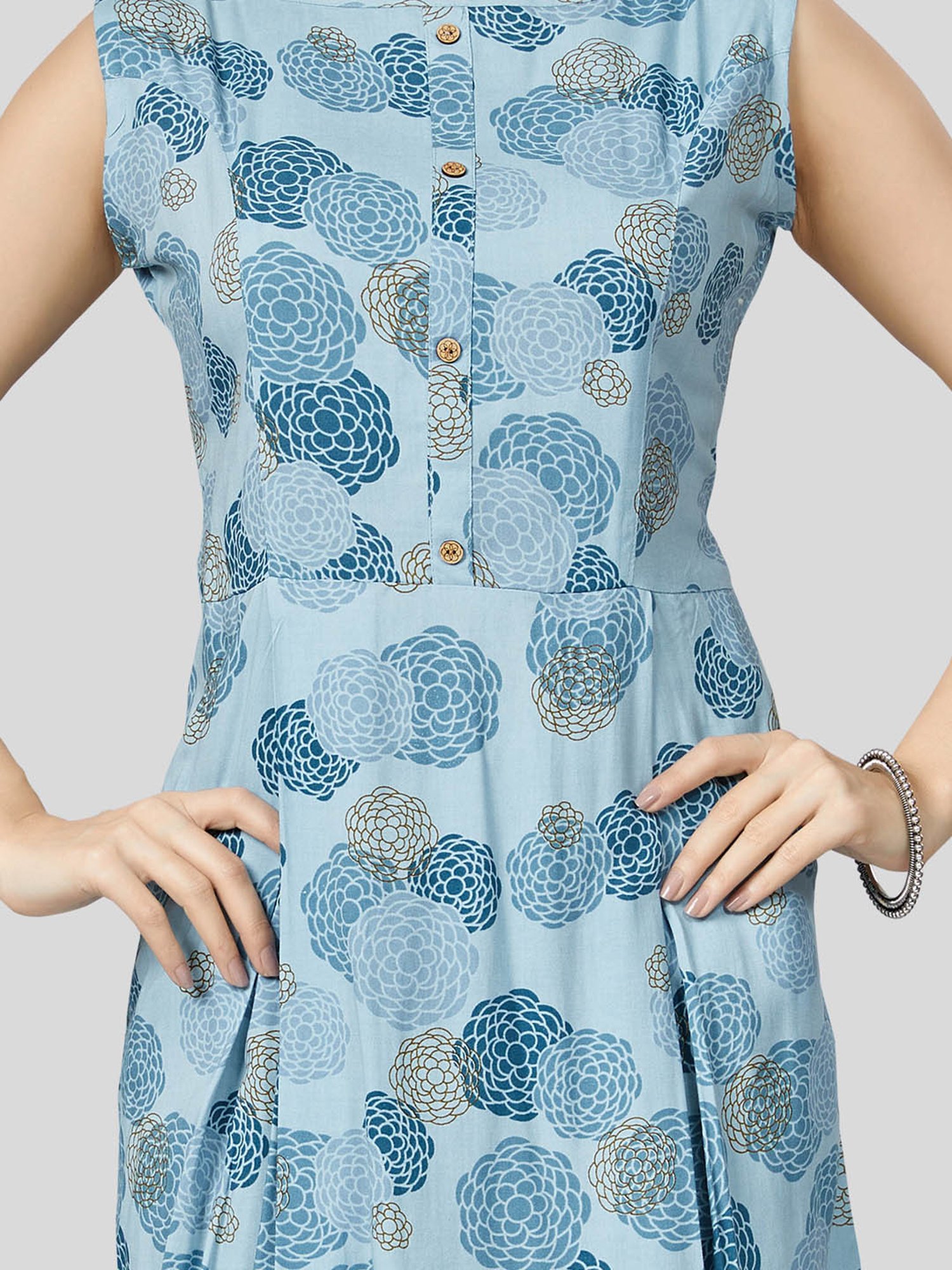 Saree Swarg Blue Printed A-Line Short Kurti