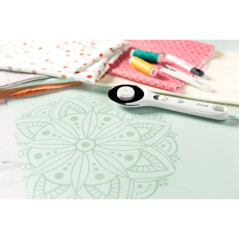 Cricut Decorative Self-Healing Mat 18"x24" - Mint