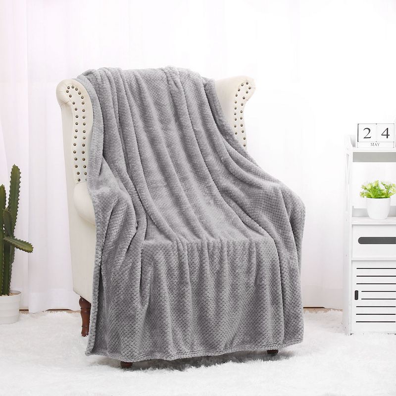 1 Pc Queen Faux Fur Lambswool Reversible Plaid Pattern Bed Blankets Purple  - PiccoCasa