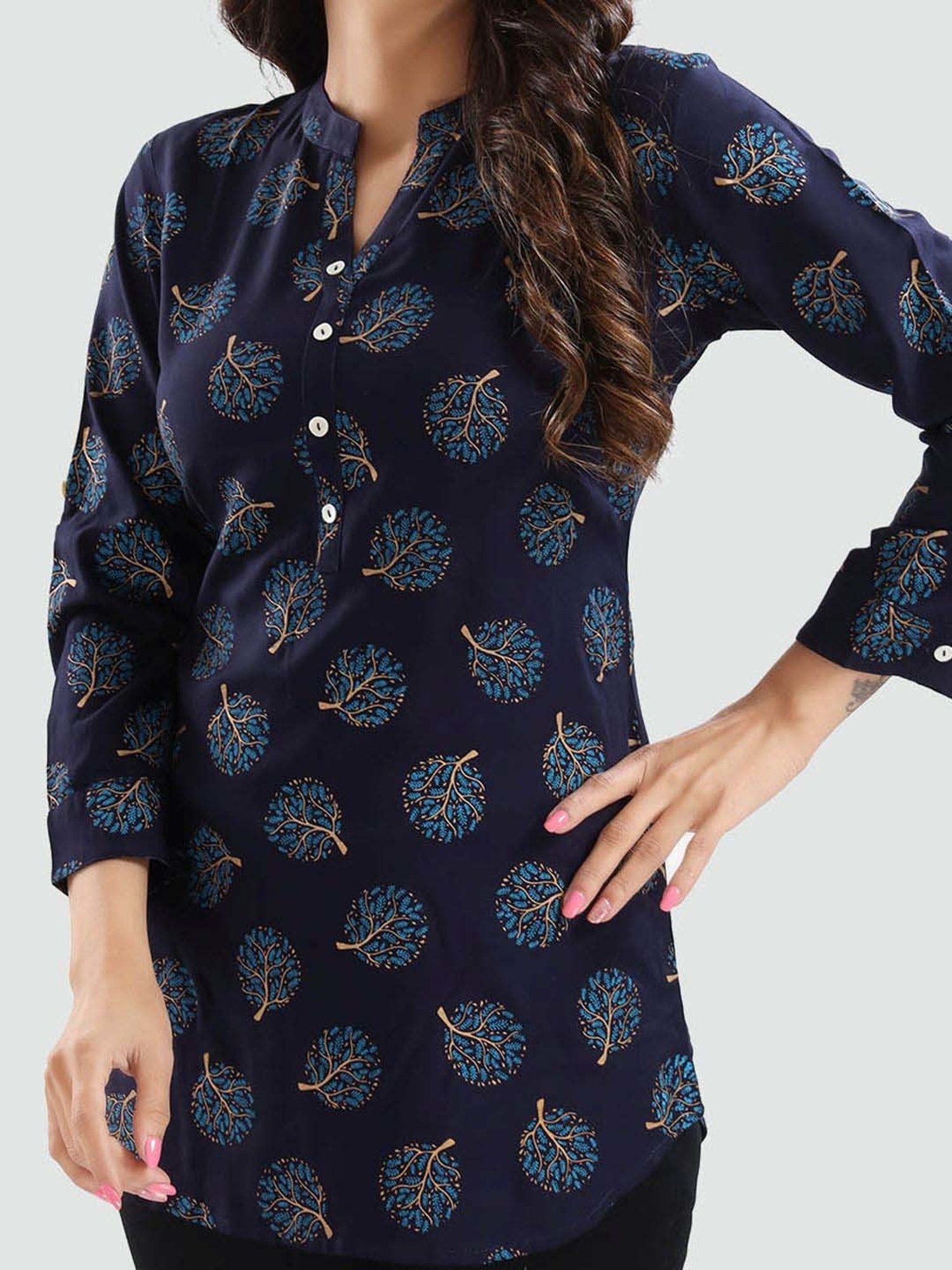 Saree Swarg Blue Printed A Line Short Kurti