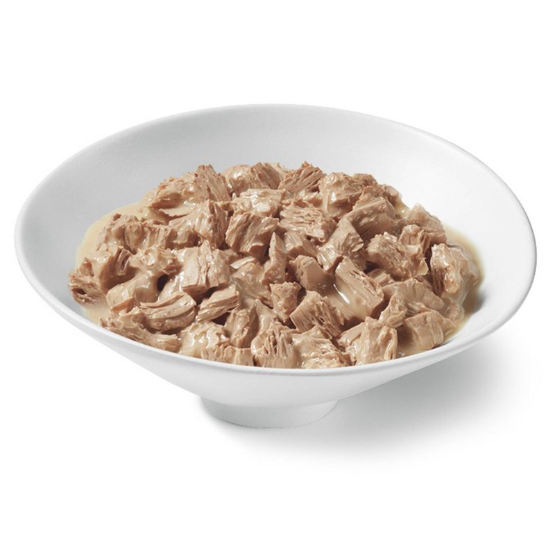 Purina Fancy Feast Creamy Delights In a Creamy Sauce with a Touch of Real Milk Gourmet Wet Cat Food Chicken Feast  - 3oz
