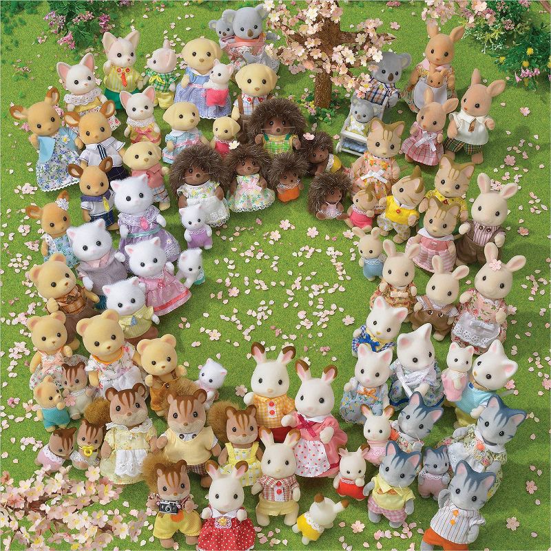 Calico Critters Hopscotch Rabbit Family
