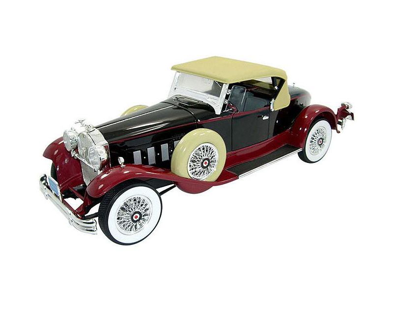 1930 Packard 734 Boattail Speedster Black 1/18 Diecast Model Car by Signature Models