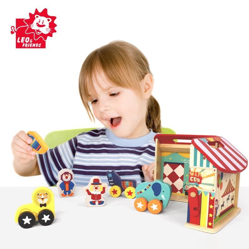 HearthSong Tree Trunk Fairy Home