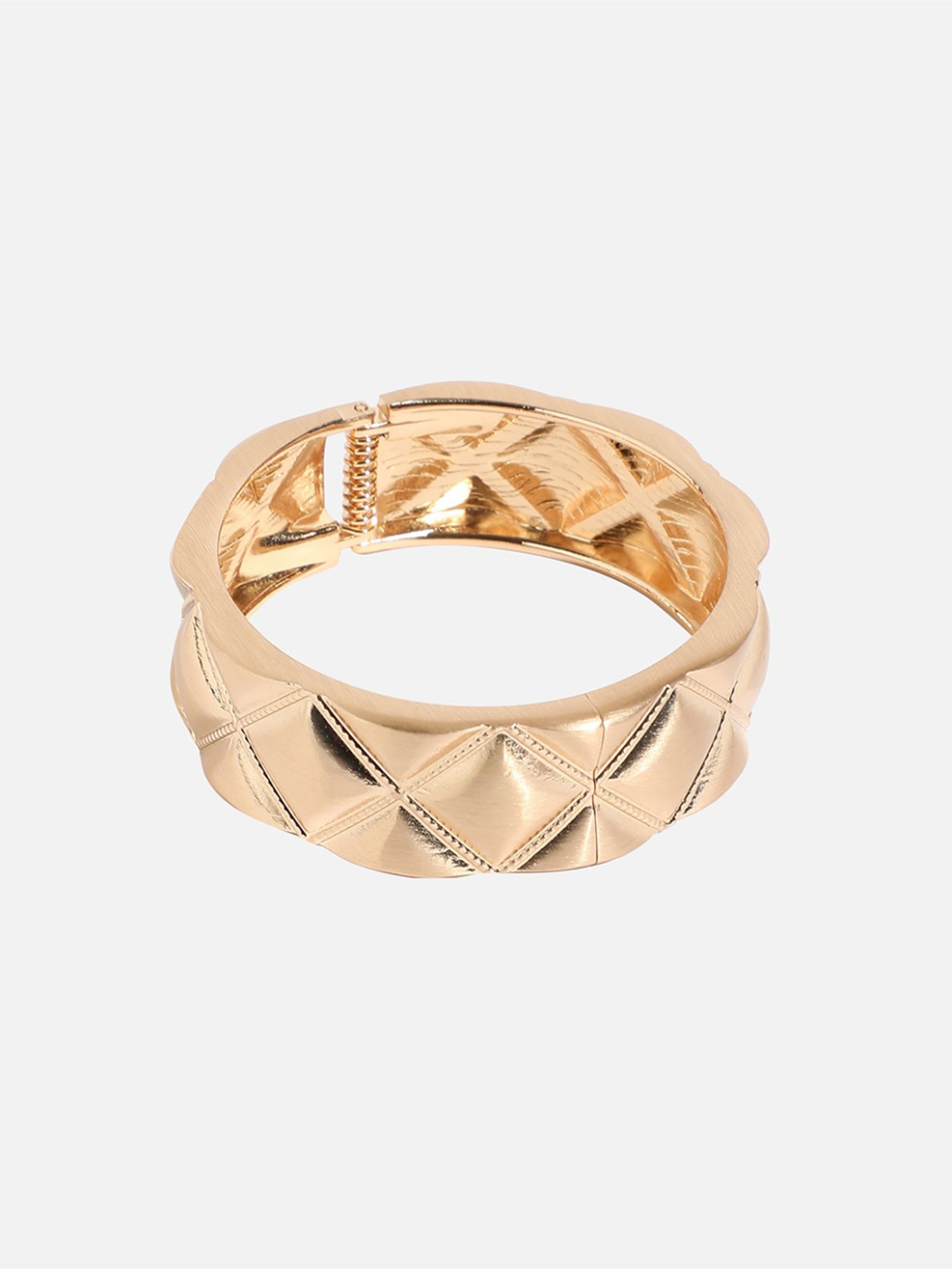 Sohi Metallic Quilt Golden Bracelet