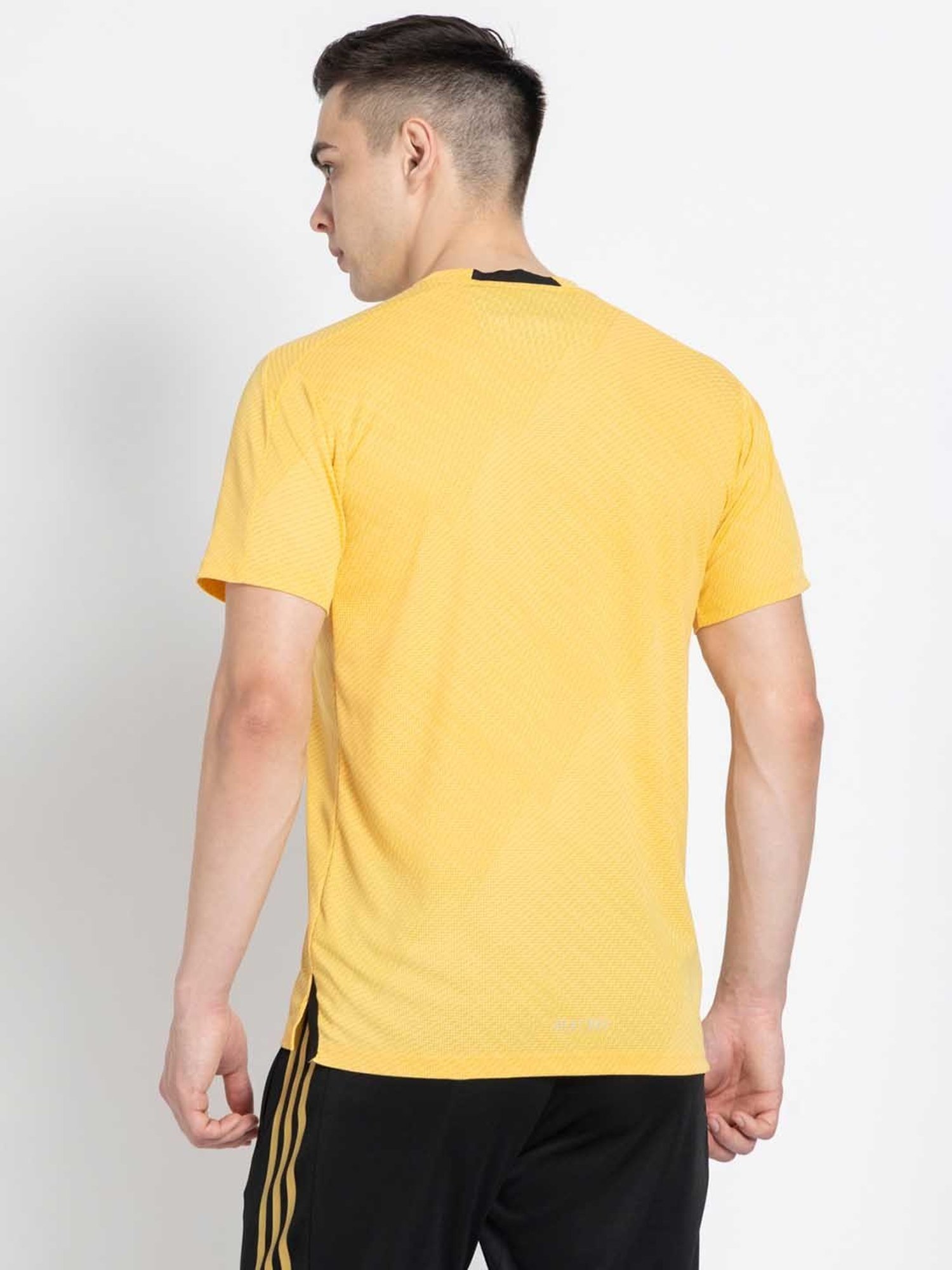 Columbia Black Regular Fit Sports T-Shirt