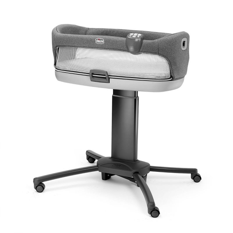 Simmons Kids' Silent Auto Gliding Deluxe Bassinet - Embossed Paisley