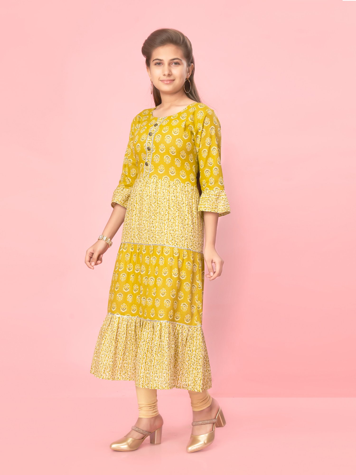 Aarika Kids Yellow & Beige Floral Print Kurta with Leggings