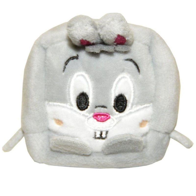 License 2 Play Inc WB Character Kawaii Cubes 2.25" Plush: Bugs Bunny