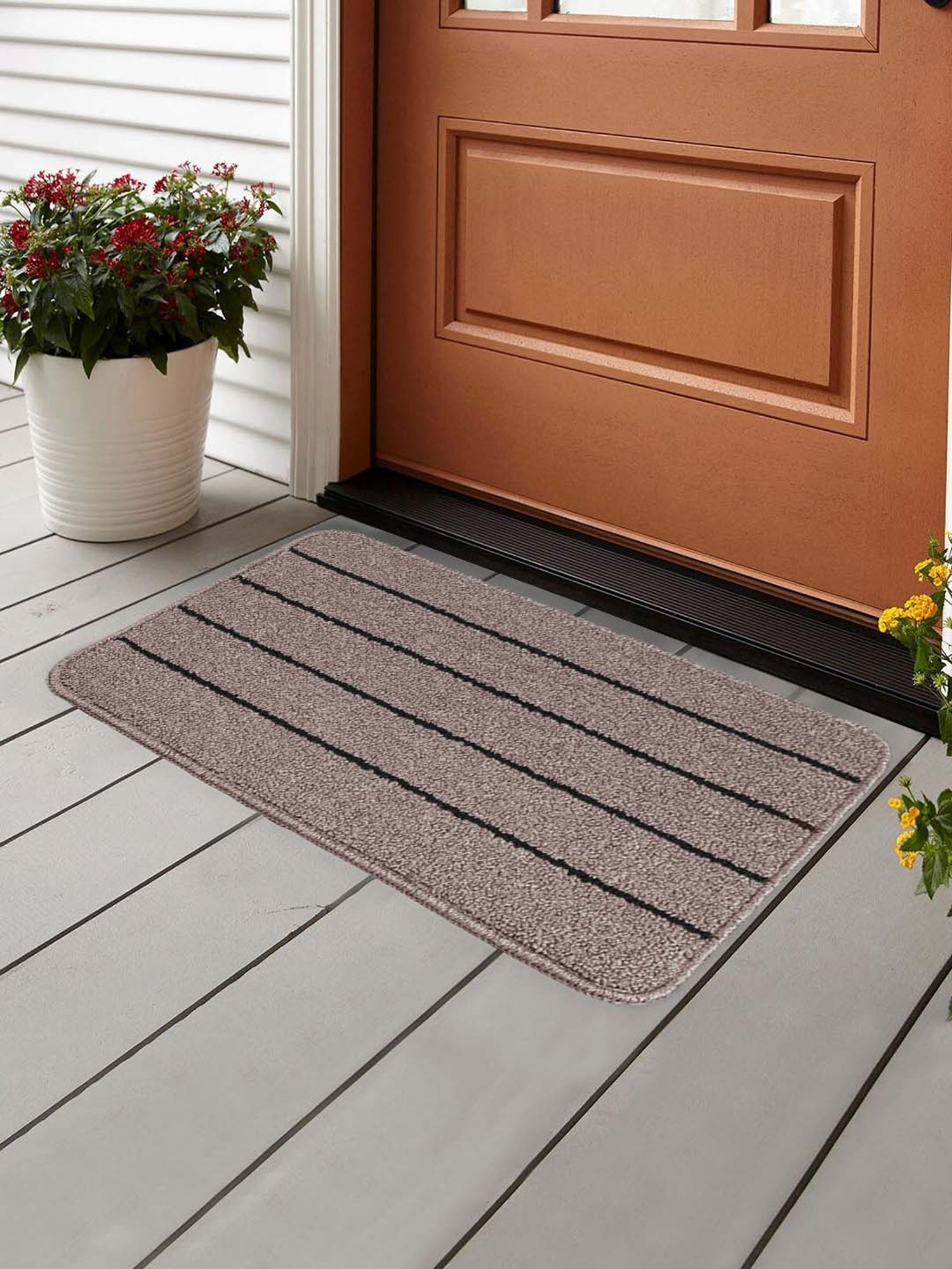 Saral Home Brown Polyester 1083 GSM Door Mat - Set of 1