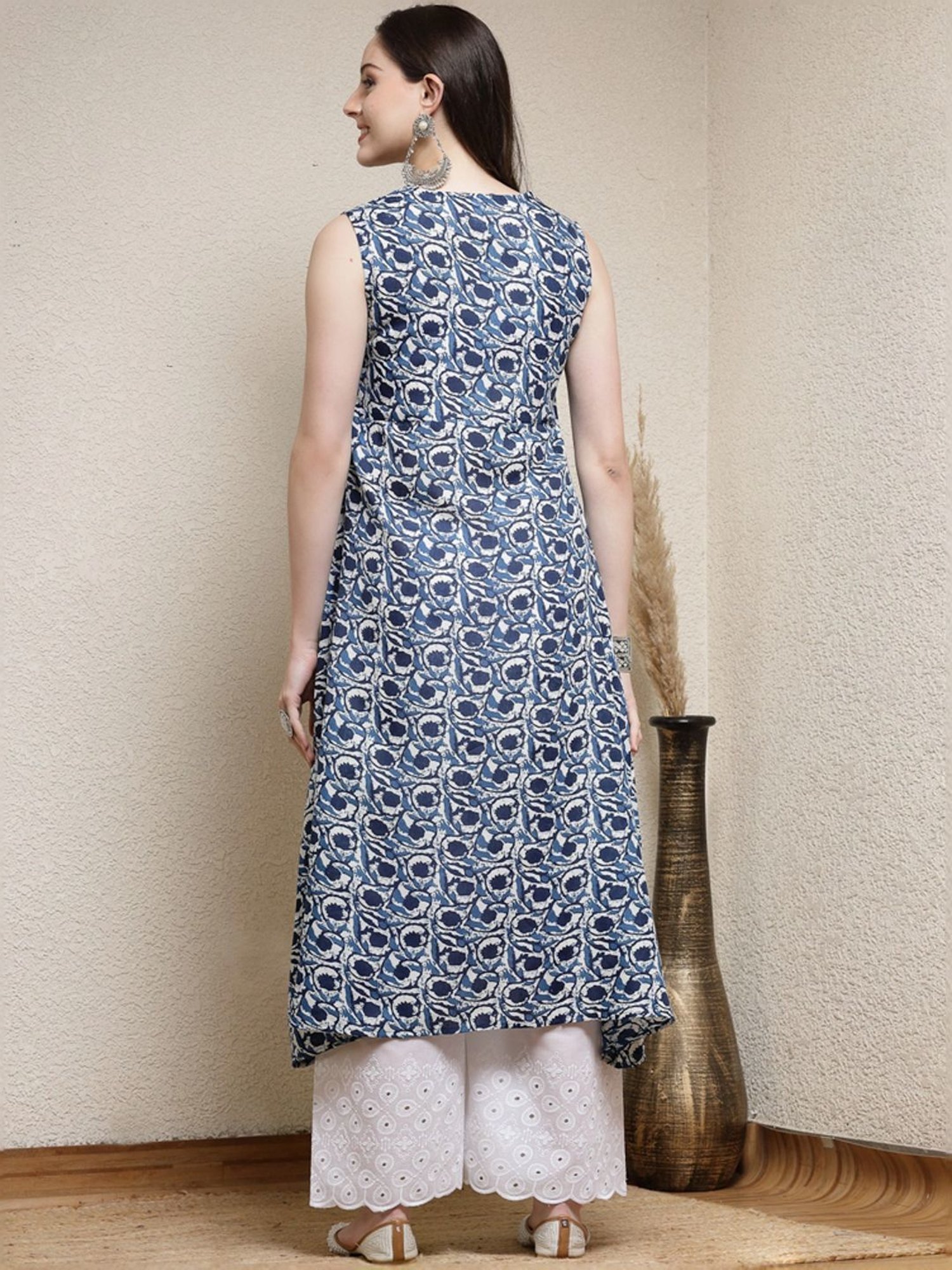 Stylum Indigo Blue Floral Print A-Line Kurta