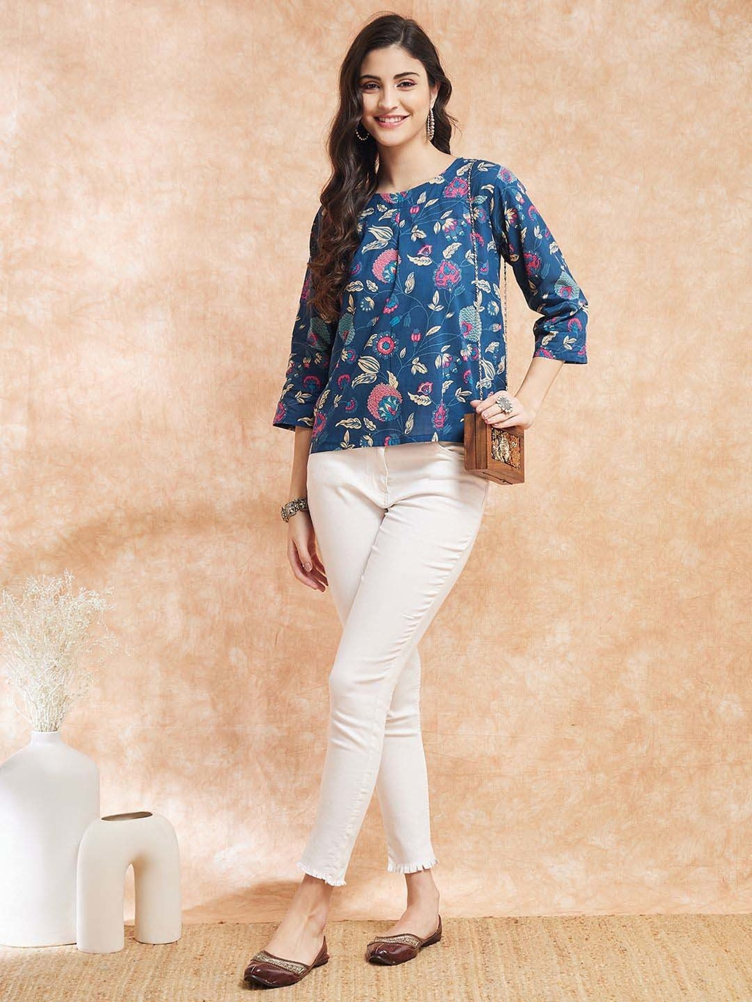 Inweave Blue Floral Print Top