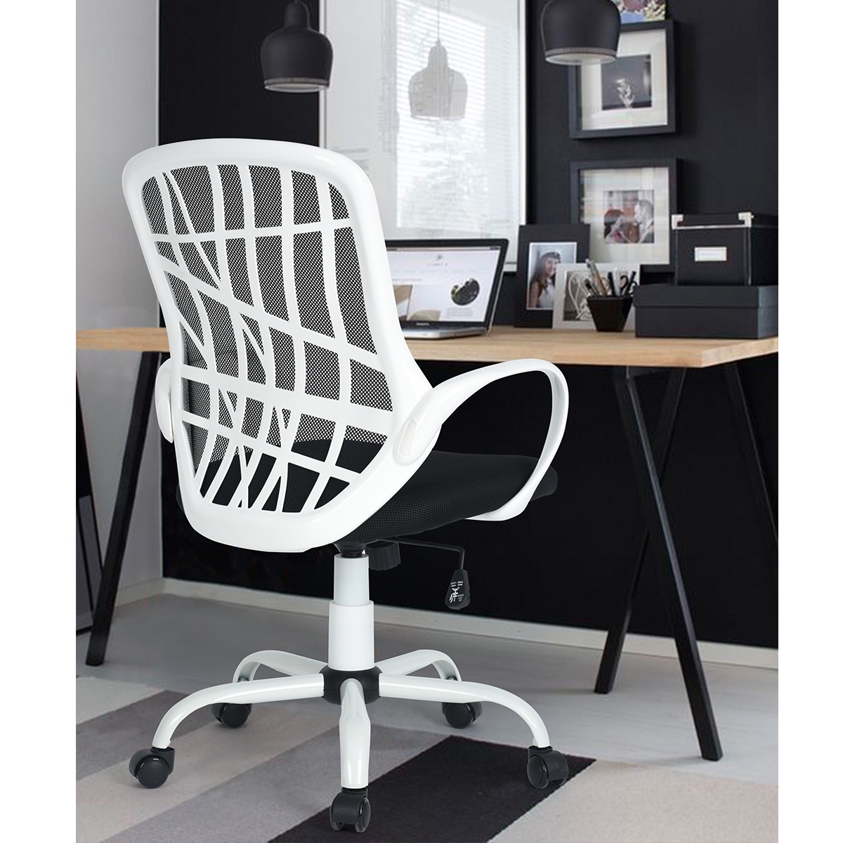 Furniture R White Mesh Swivel Office Chair